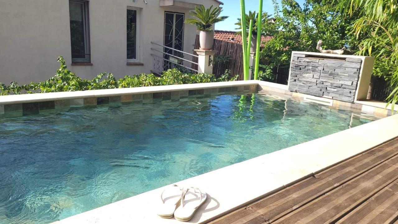 Logement De Charme Avec Piscine Et Jacuzzi Carnoules  Buitenkant foto