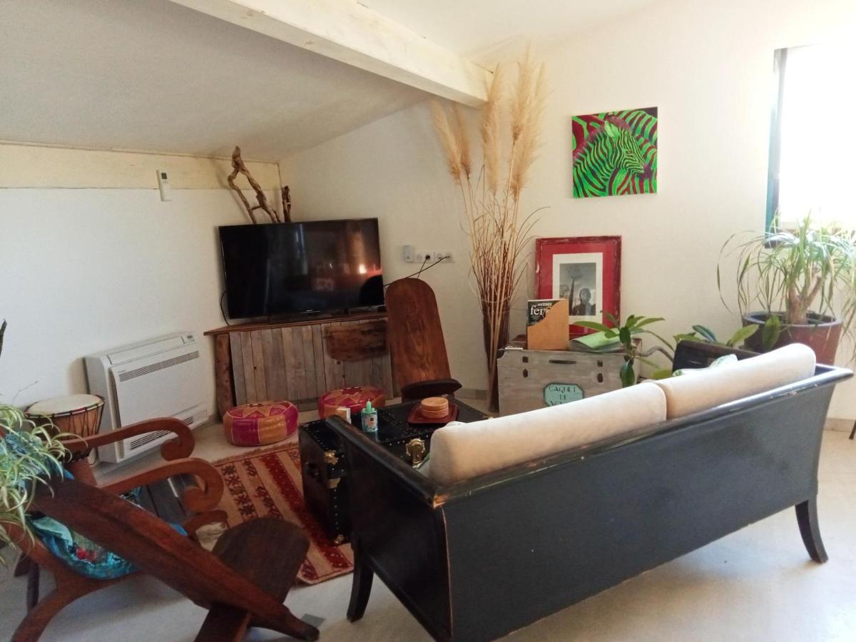 Logement De Charme Avec Piscine Et Jacuzzi Carnoules  Buitenkant foto